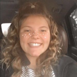 Meet your Posher, Natalie